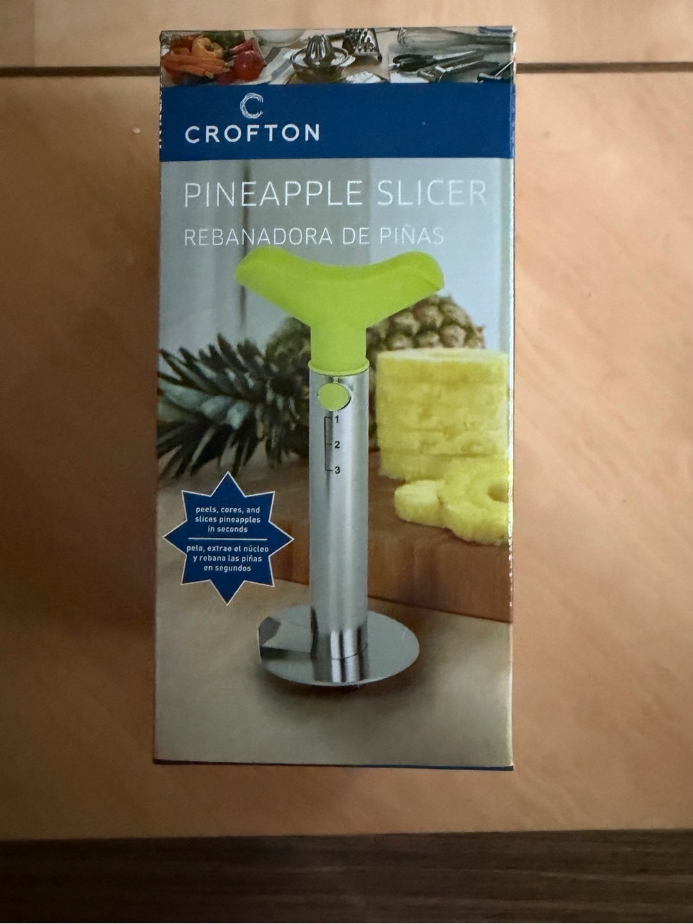 Crofton Pineapple Slicer - Lime Green Handle